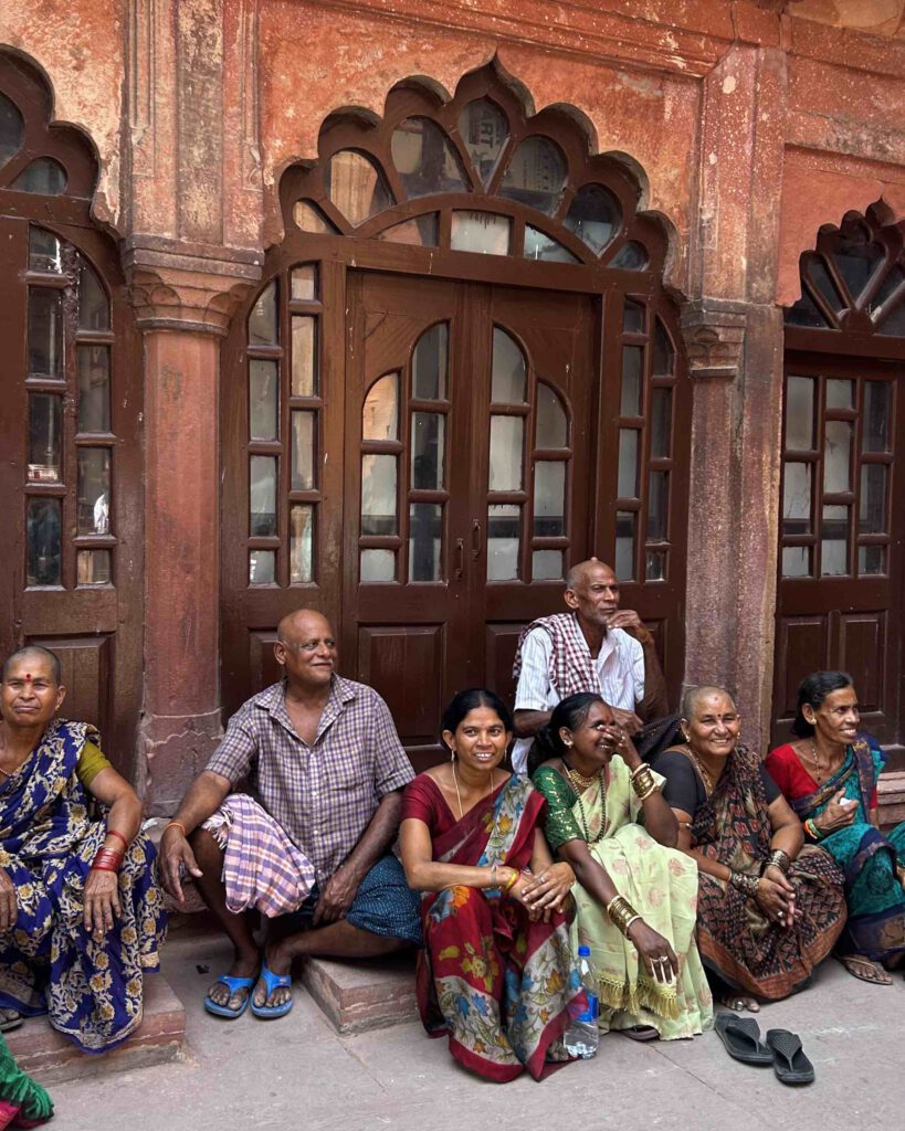 A group of locals at the Agra Fort in India